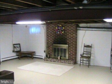 4315 Dewey Ave, Baltimore, MD 21211 - photo 5