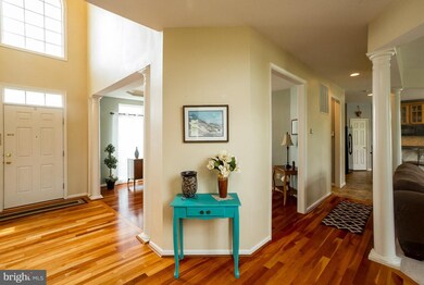 10941 Southcoate Village Dr, Bealeton, VA 22712 - photo 4