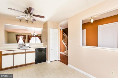 19 Squire Ct, Reisterstown, MD 21136 - photo 5