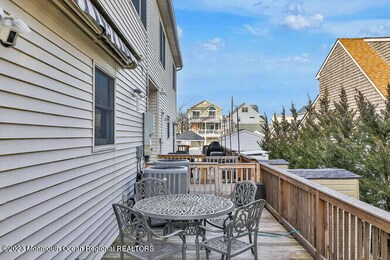 1700A Washington Ave Seaside-small-005-0