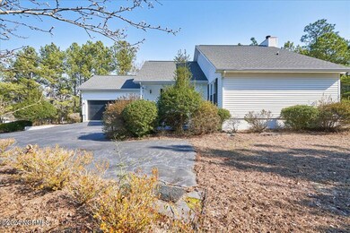 42-108 Oakcrest Ct., West end_17