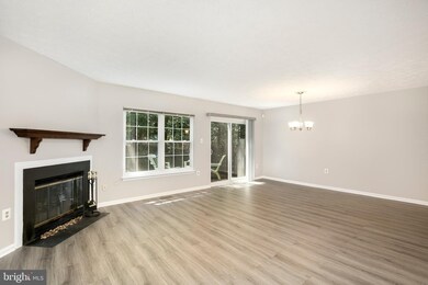 11420 Encore Dr, Silver Spring, MD 20901 - photo 6