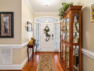 32 Bridgeport Cir, Clayton, NC 27527 - photo 3