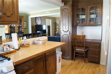 400 E 19th St S, Newton, IA 50208 - photo 6