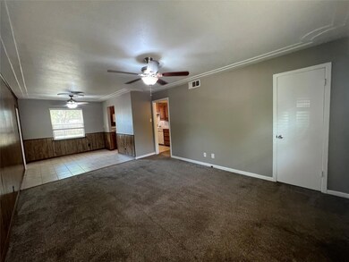 612 Willow St, Hurst, TX 76053 - photo 3