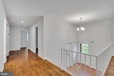 4304 Hillyer St, Fairfax, VA 22032 - photo 5