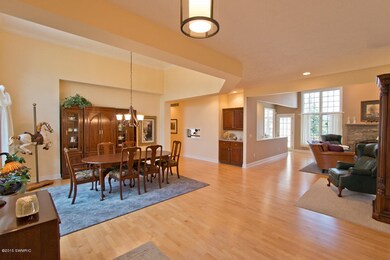 011 dining room - IMG_8169
