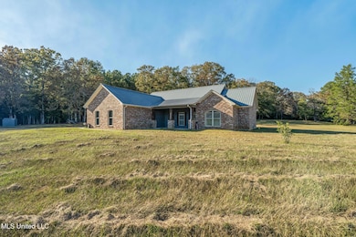 2027 Chapel Dr, Summit, MS 39666 - photo 5