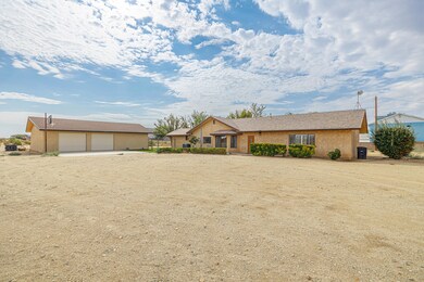 3324 Tropico Rd, Rosamond, CA 93560 - photo 2