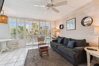 800 Bayway Blvd unit 17, Clearwater Beach, FL 33767 - photo 4