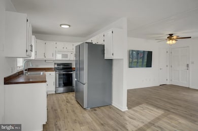 16944 Shinham Rd, Hagerstown, MD 21740 - photo 4