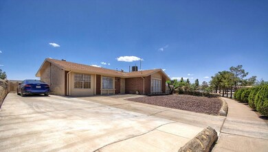 1704 Opossum Cir, Horizon City, TX 79928 - photo 2