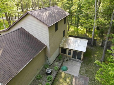 4815 E Michigan Ave, Au Gres, MI 48703 - photo 6