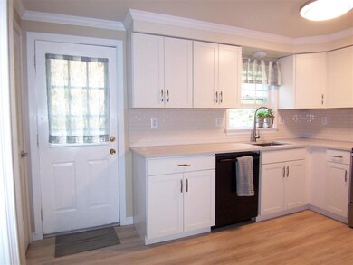 15 Blossom Ln unit Q-15, Merrimack, NH 03054 - photo 7