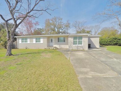 5226 Dugdale Rd, Jacksonville, FL 32210 - photo 2