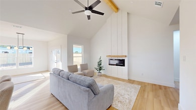 9228 Sunrise Dr, Fort Worth, TX 76134 - photo 2