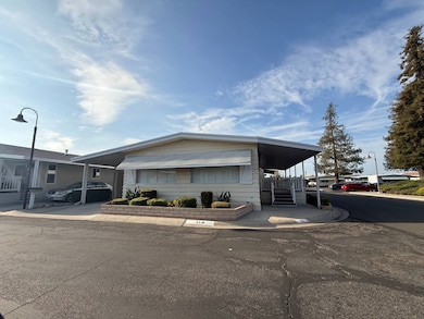 14851 Jeffrey Rd unit 117, Irvine, CA 92618 - photo 2