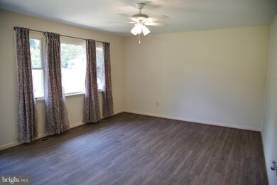 7014 Carmae Rd, Sykesville, MD 21784 - photo 4