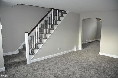 424 Westbridge Rd, Glenolden, PA 19036 - photo 2