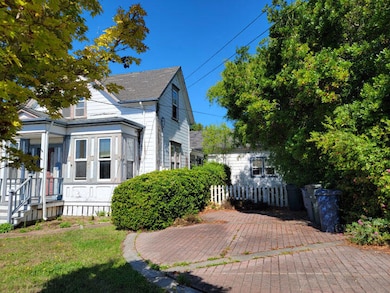 1 Front parking area