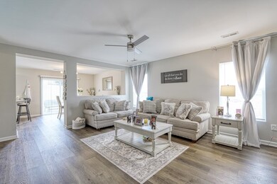 610 Branch View Dr, Boiling Springs, SC 29316 - photo 4