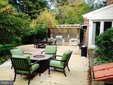 613 Berwick Rd, Wilmington, DE 19803 - photo 2