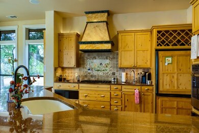 587 Oxen Trail, Fredericksburg, TX 78624 - photo 6