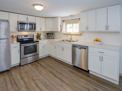 3513 Lowden St-110