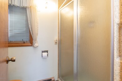 6075 Old Post Rd-6