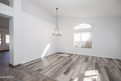 11532 W Clover Way, Avondale, AZ 85392 - photo 6