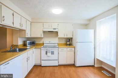 26 Trailwood Rd, Nottingham, MD 21236 - photo 3