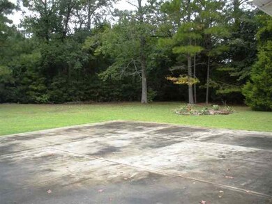 325 Lakewood Dr, Jacksonville, NC 28546 - photo 7