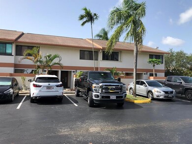 4307 SW 70th Terrace unit 800, Davie, FL 33314 - photo 2