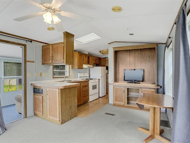 12 Eagle Ln, South Hero, VT 05486 - photo 4