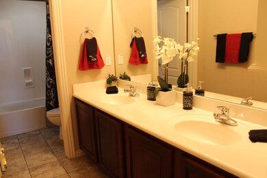 double sink- bathroom 2