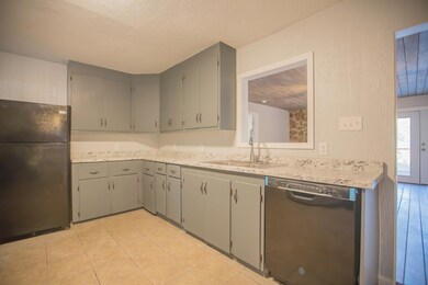 50 McCallie Rd (18 of 30)