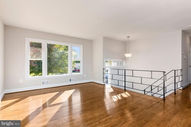 13526 Turkey Branch Pkwy, Rockville, MD 20853 - photo 3