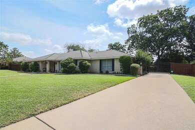 6405 Espana Dr, Fort Worth, TX 76133 - photo 2
