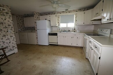 135 Depot Rd, Hatfield, MA 01038 - photo 5