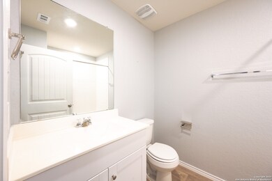 556 Chaco Loop, Seguin, TX 78155 - photo 6