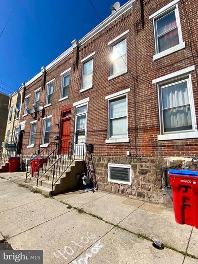 561 E Main St, Norristown, PA 19401 - photo 2