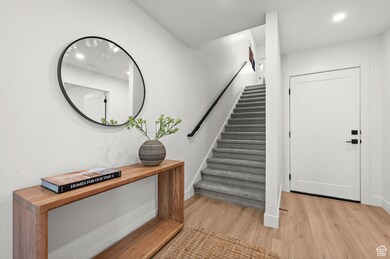 539 Warnock Ave S unit D, Salt Lake City, UT 84106 - photo 3