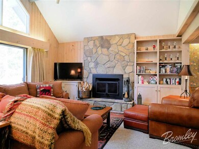 300 Sap Bucket Cir unit 3E, Peru, VT 05152 - photo 4