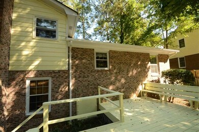 611 Clover Dr, Jacksonville, NC 28546 - photo 3