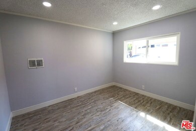 1609 Vineyard Ave, Los Angeles, CA 90019 - photo 7