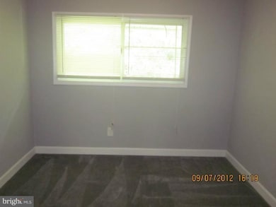 817 Carrington Ave, Capitol Heights, MD 20743 - photo 5