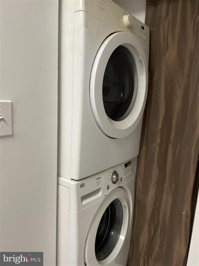 5804 Village Green Dr unit B, Alexandria, VA 22309 - photo 6