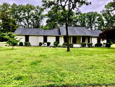 3054 Midland Rd, Shelbyville, TN 37160 - photo 2