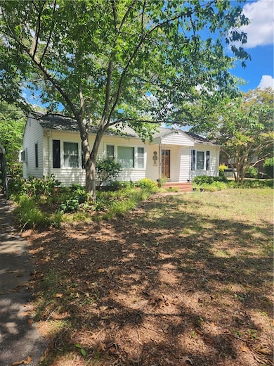 908 Chester Cir, Pendleton, SC 29670 - photo 2