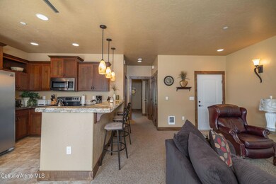 2-web-or-mls-33972-n-corbin-st